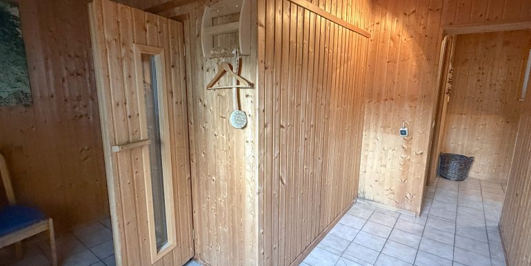(UG) Sauna