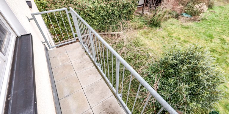 Balkon Gartenseite