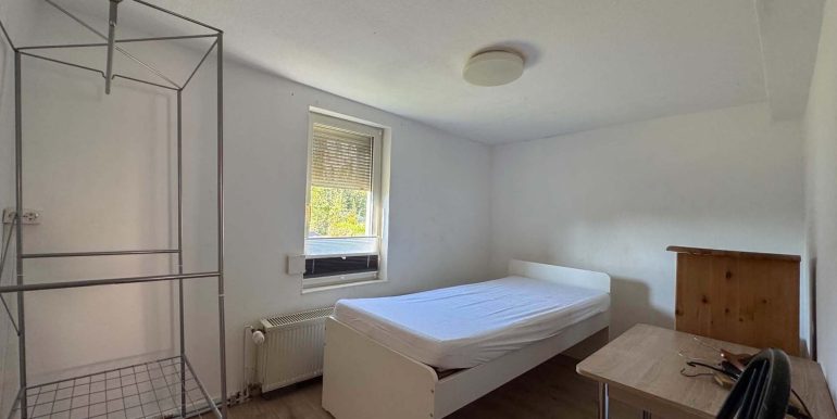 Zimmer 2 OG
