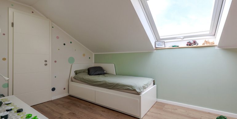 Schlafzimmer 2 OG