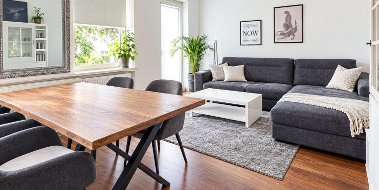 Wohnzimmer 1. OG Links