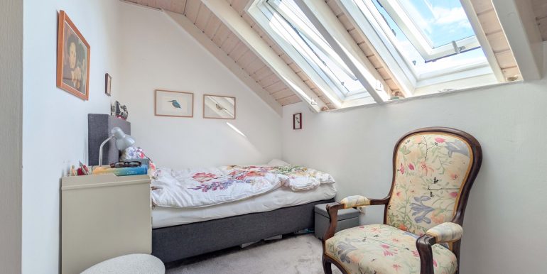 Schlafzimmer II