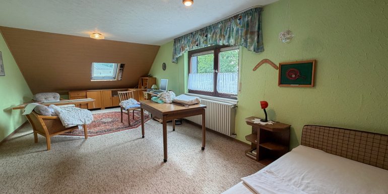 Wohnzimmer DG