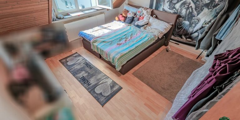 Zimmer 1 Dachgeschoss