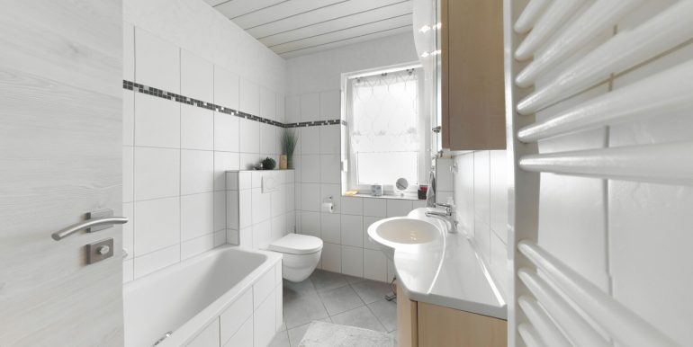 Badezimmer OG
