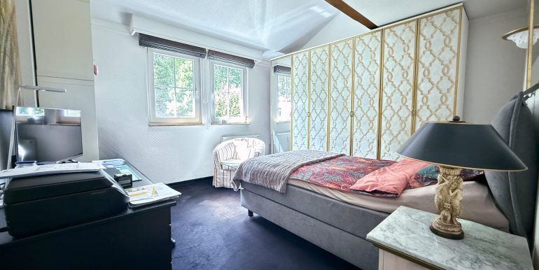 Schlafzimmer 2.OG