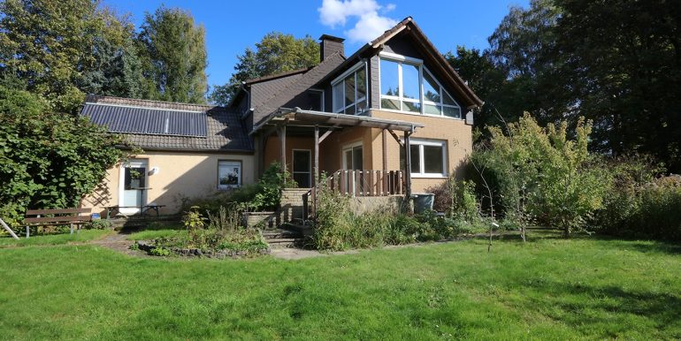 Gartenansicht - links Bungalow
